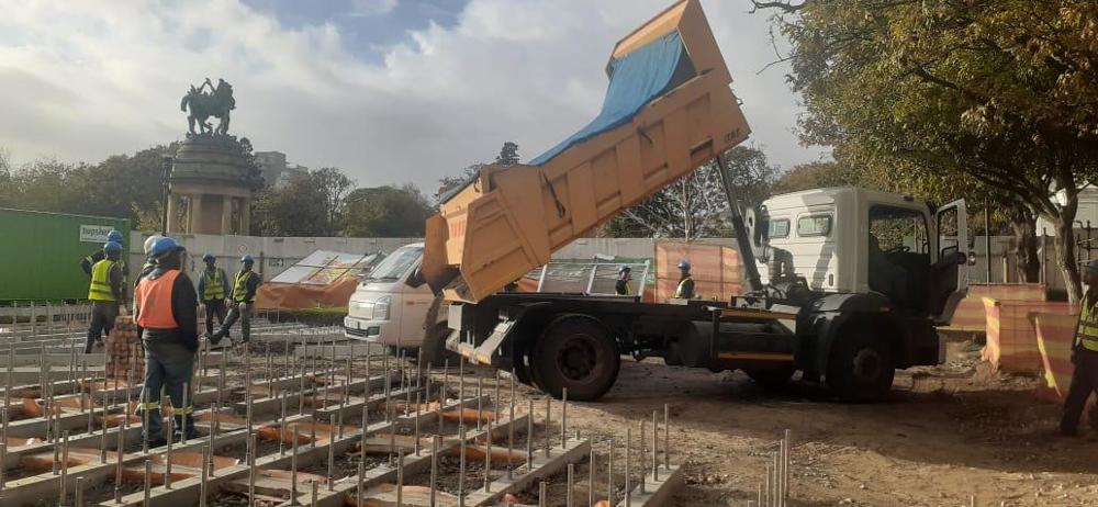 Soil delivery at new Cape Town memorial